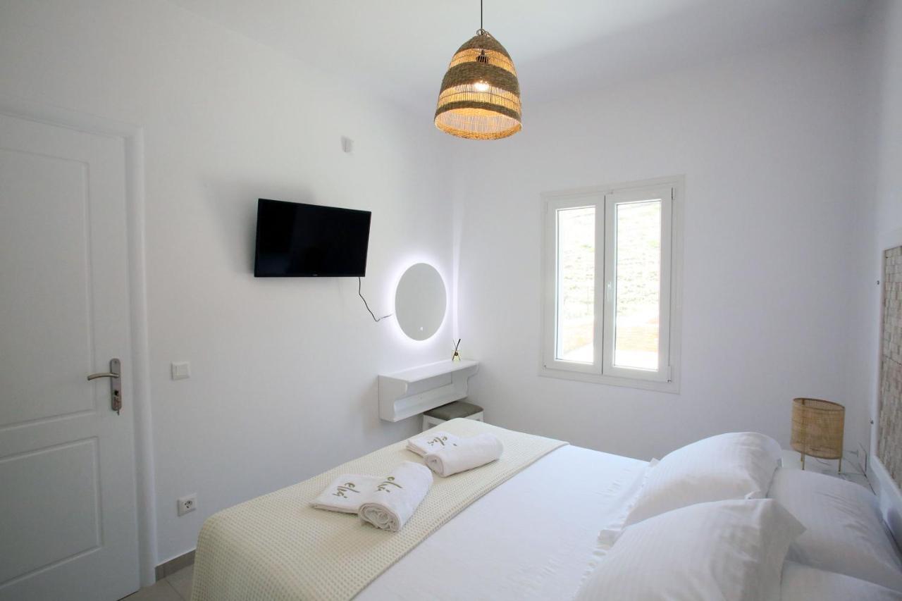Elia Privileged Suites Andros Ανδροσ Bagian luar foto